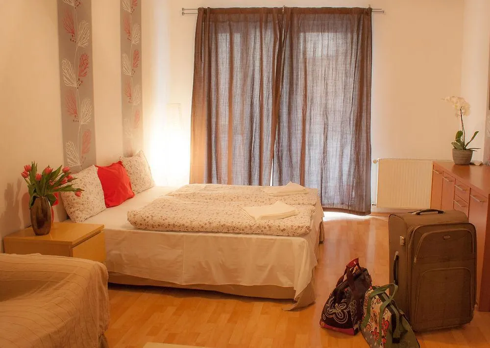 Akacfa Holiday Apartments Budapest